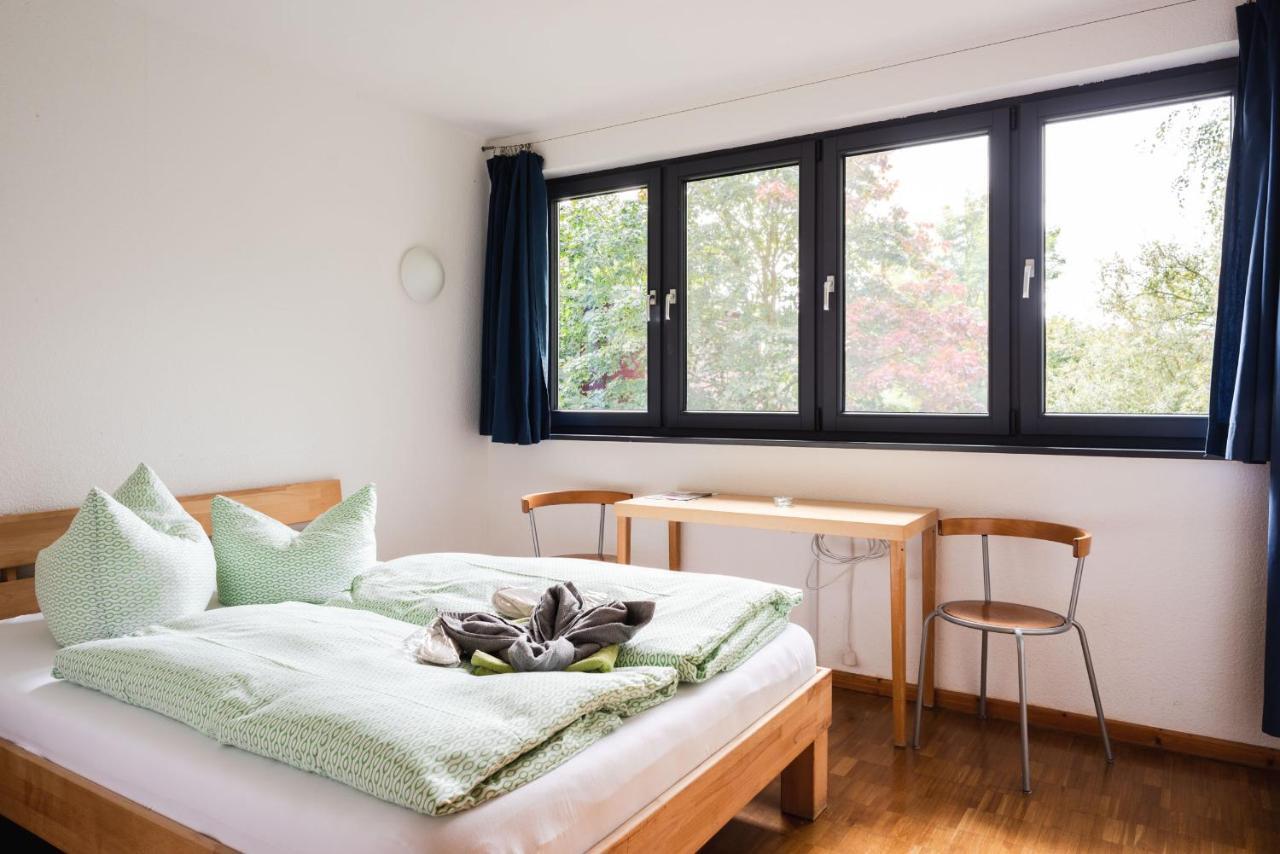 Basiskulturfabrik Oeko-Hotel Нойстрелиц Екстериор снимка